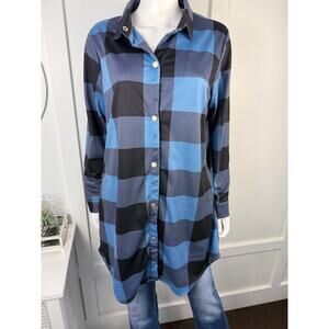 Cute NWTs Women’s Top Size L